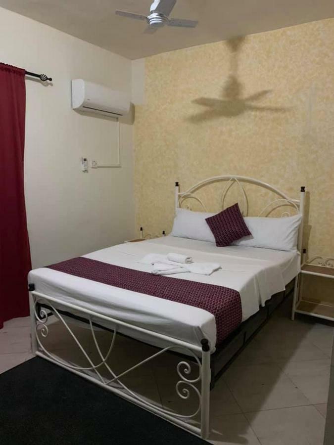 Vlv International Guest House Кололи Экстерьер фото