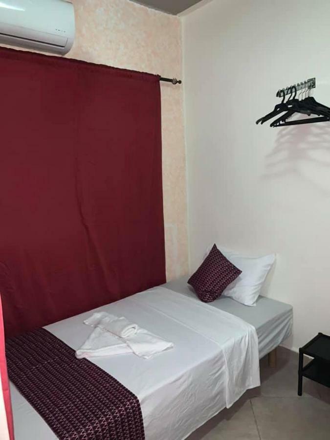 Vlv International Guest House Кололи Экстерьер фото